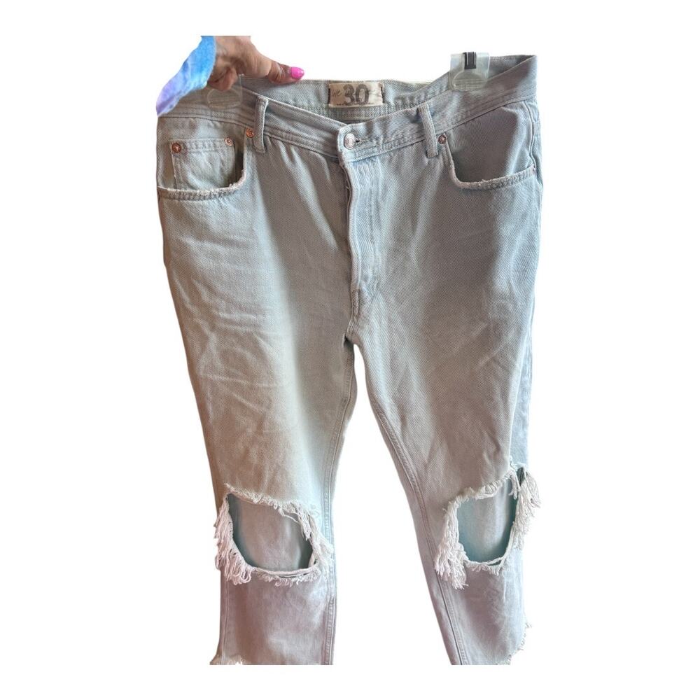 We The 30 Thirty Light Wash Distressed Straight Leg Jeans – Size 30